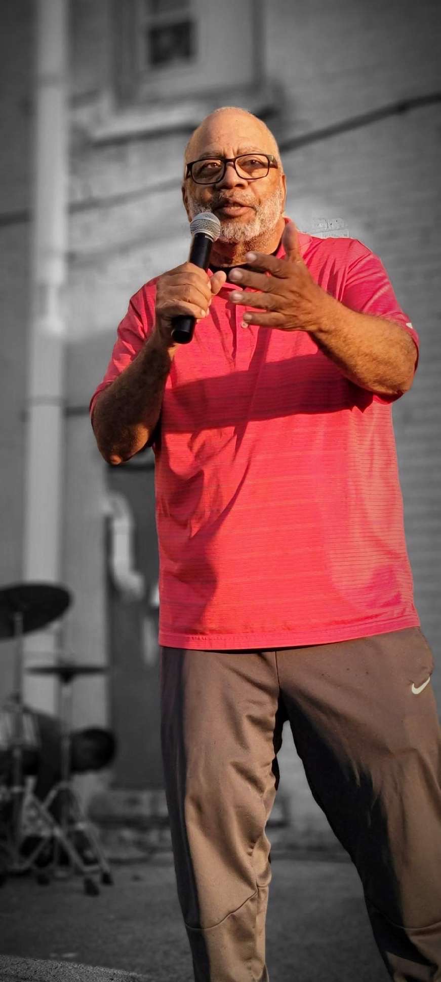 327C3404-7559-43EF-8ECD-201C1752391E_1_102_o